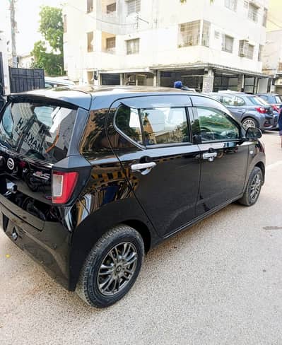 Daihatsu Mira 2022
