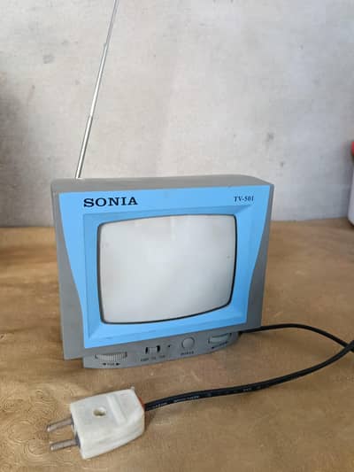 Sonia small TV model Tv-501
