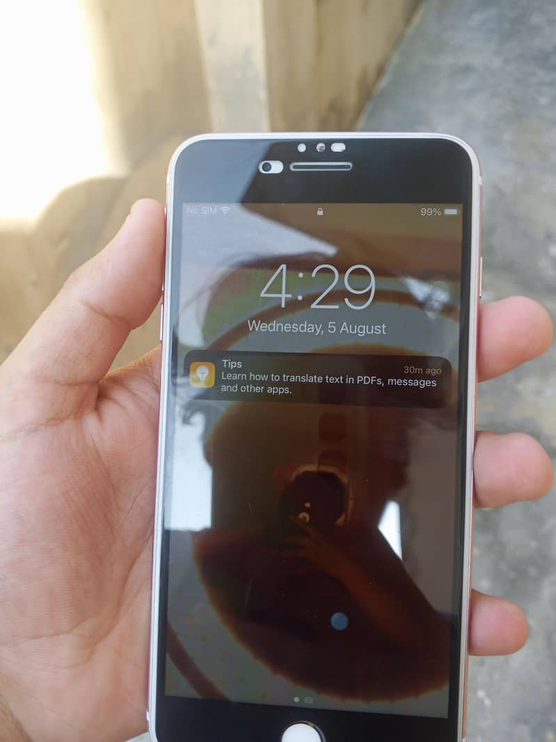 Apple iPhone 7 Plus 1