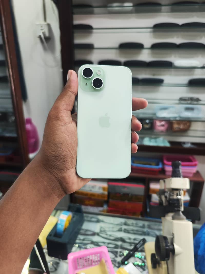 Apple iPhone 15 0