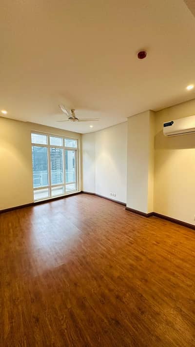 18 Green, Defence Raya, Phase 6 3 Bed Apartment For Rent