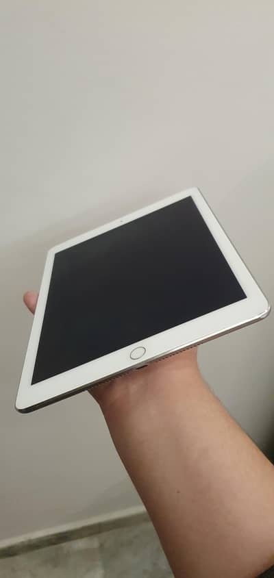 ipad air2 full ok 64gb qll games working