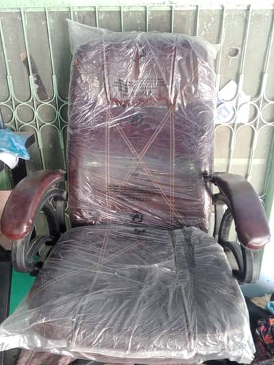 office chair just 7days used