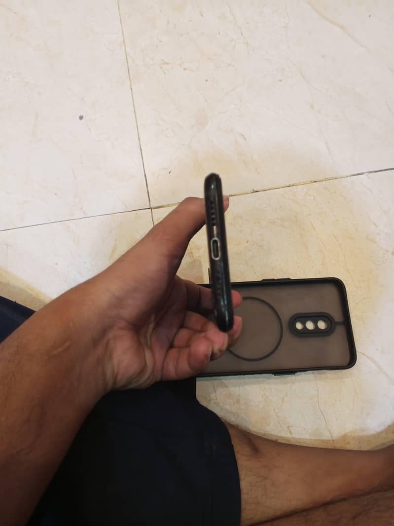 One Plus 6t 5