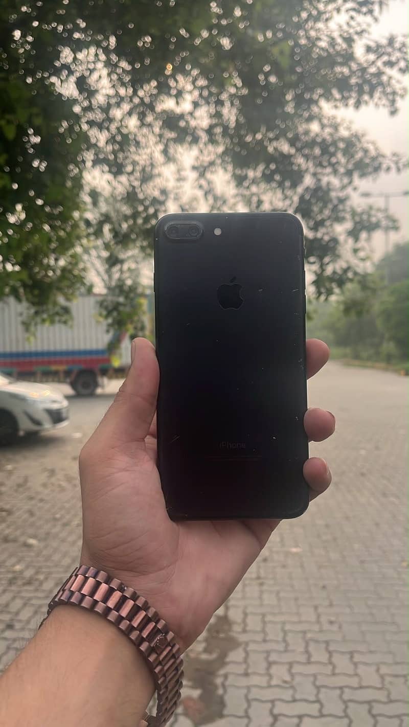 iPhone 7 Plus 1