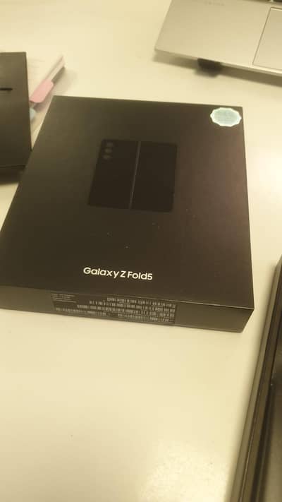 SAMSUNG GALAXY FOLD 5