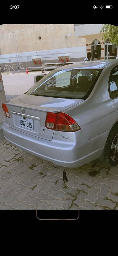 Honda Civic Oriel 2003
