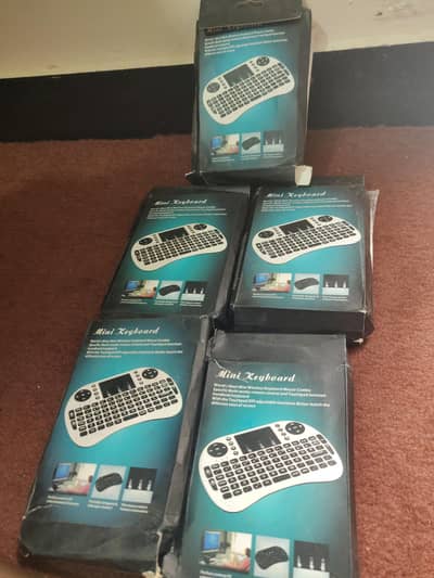 Mini Smart TV Wireless Keyboard with Mouse facility