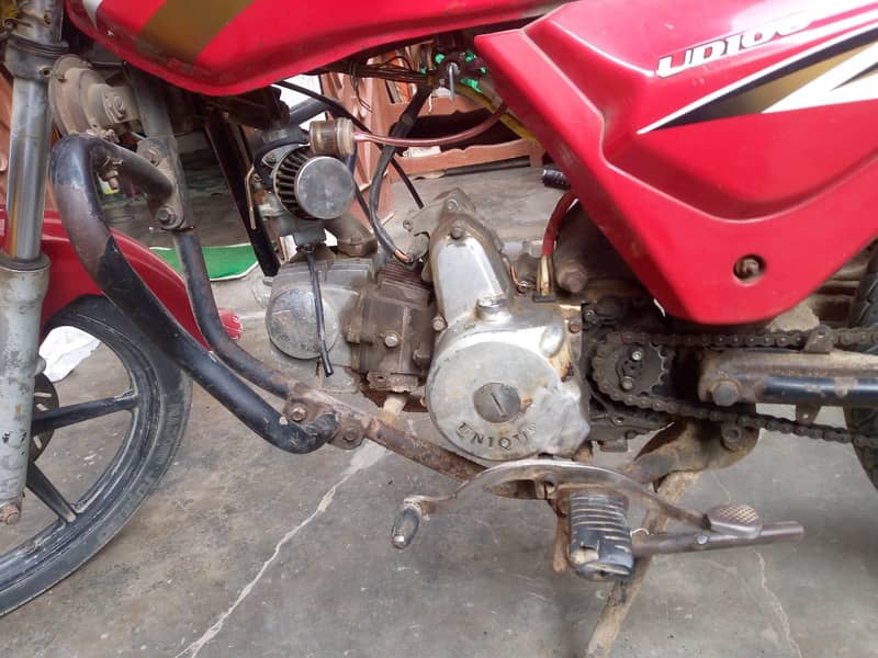 unique 100 4