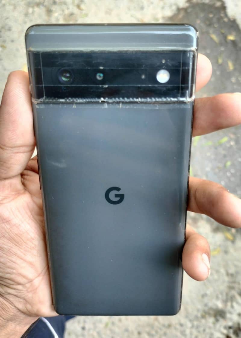Google Pixel 6 4
