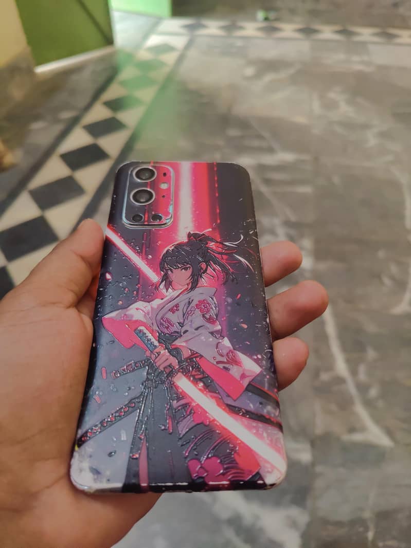 One Plus 9 Pro 4