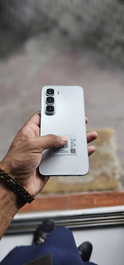 Infinix hot 60i 8+8/256 EXCHANGE ALSO POSSIBLE Whatsapp 03140945451