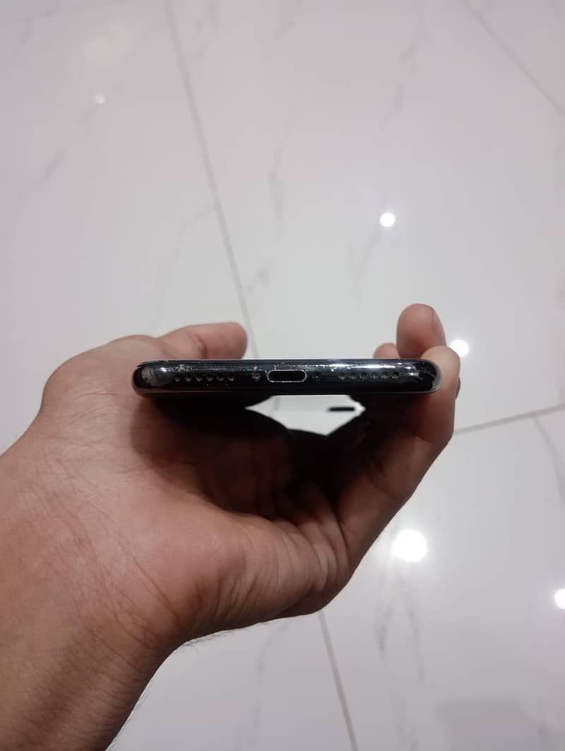 Apple iPhone X 1