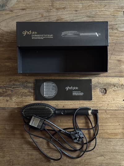 GHD Glide Professional Hot Brush