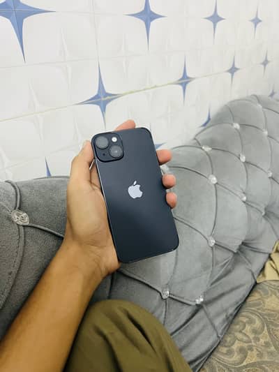 Apple iPhone 14