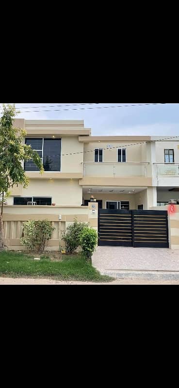 Buch Villas 5 Marla Ues House Available Ideal Location 4 Bed Attach Bath TV Lounge Kuchen