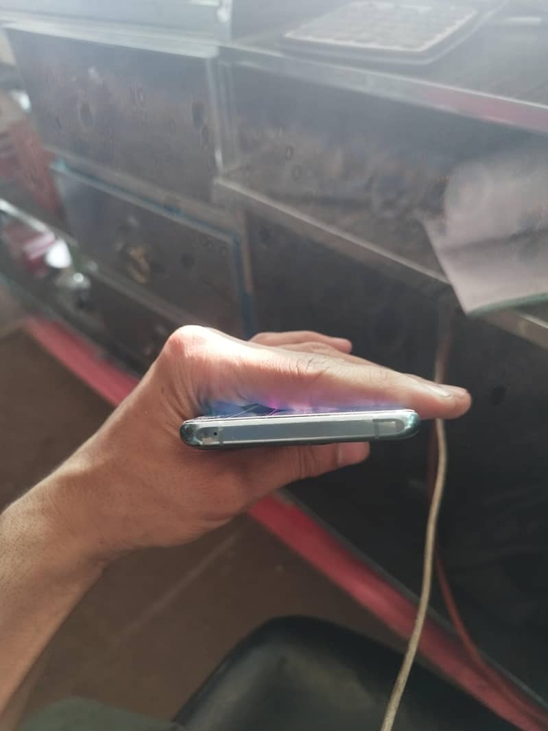 One Plus 10 Pro 3