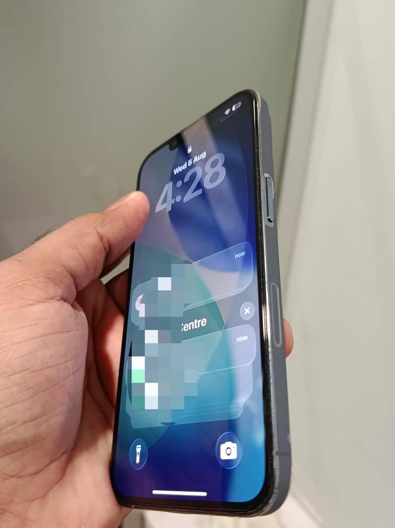 Apple iPhone 13 Pro 4