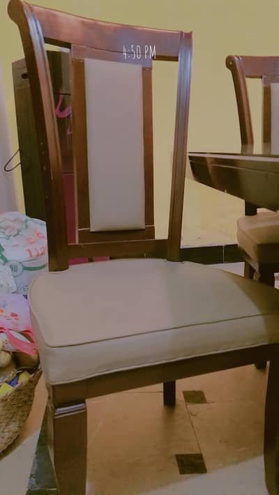 dinning table with 8 chairs