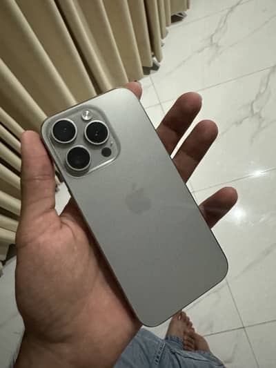 Apple iPhone 15 Pro