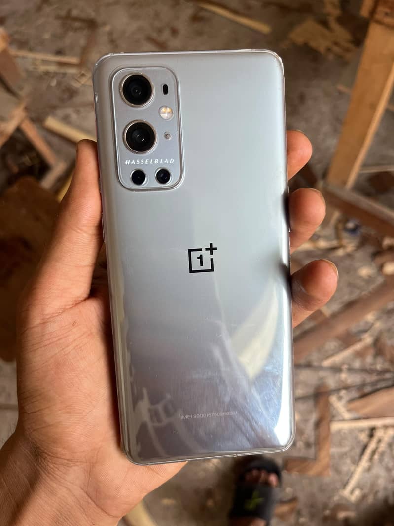 One Plus 9 pro 0