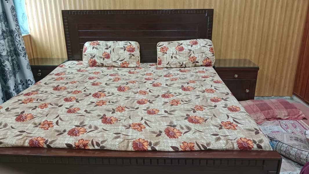 King size bed set 0