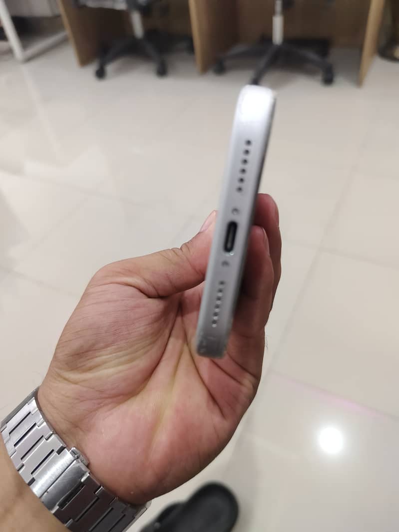 Apple iPhone 17 Pro Max 1