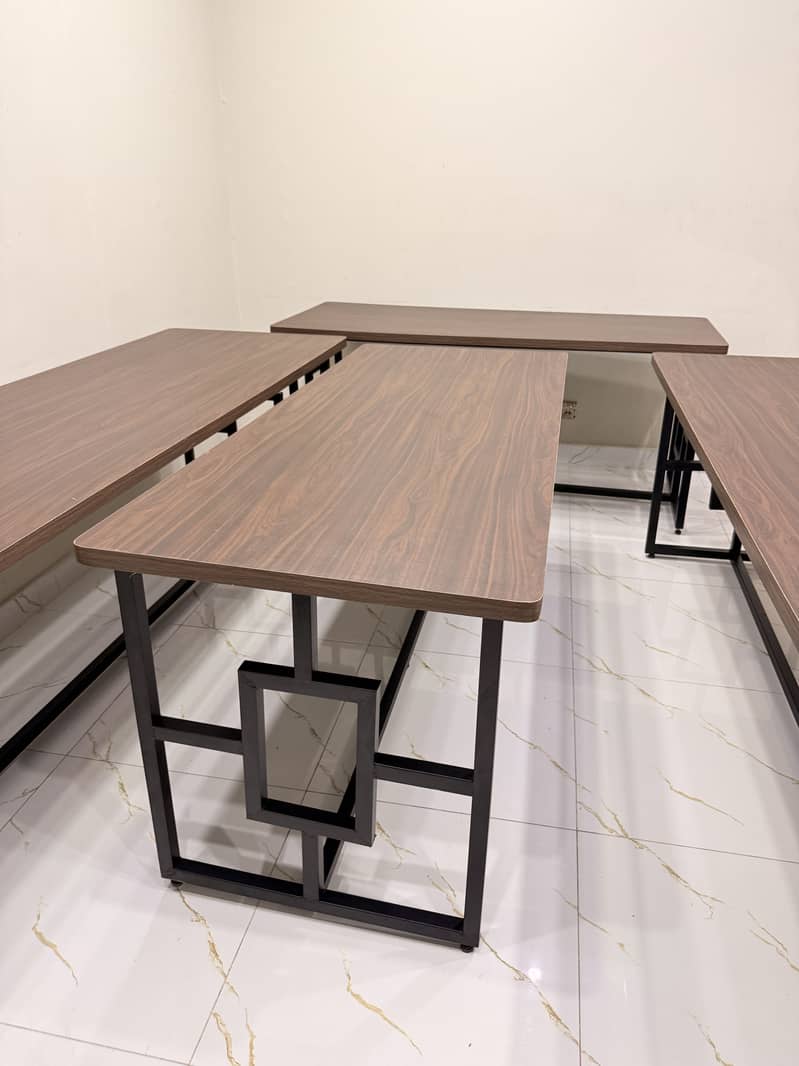 OFFICE WORK TABLE 3