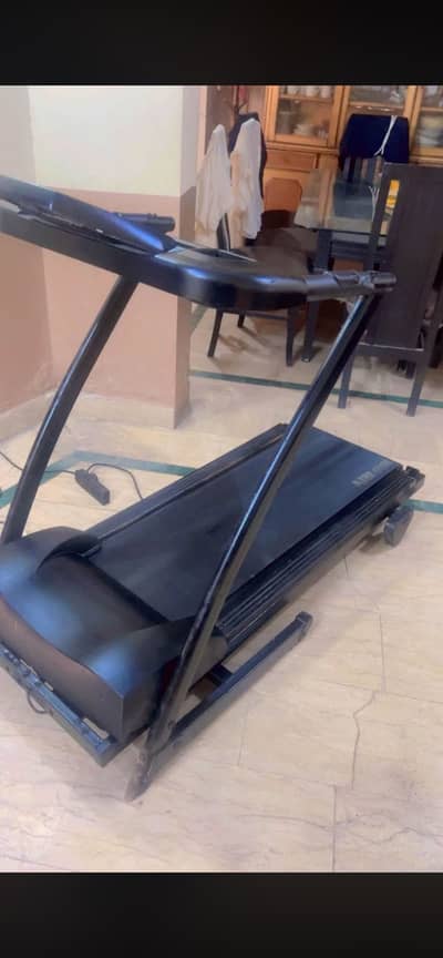 Treadmill slim line