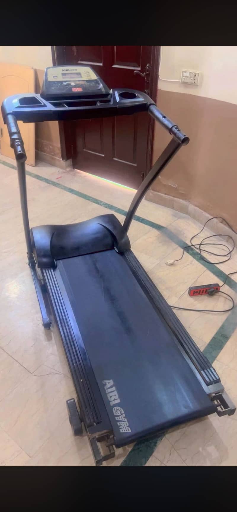 Treadmill slim line 1