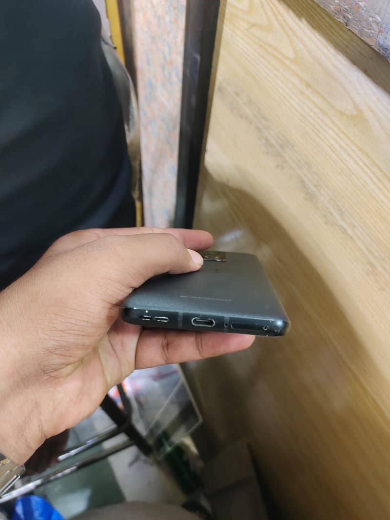 One Plus 10 Pro 5