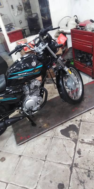 YbZ125