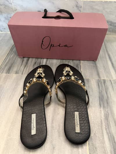 Logo Opia shoes - just like new
