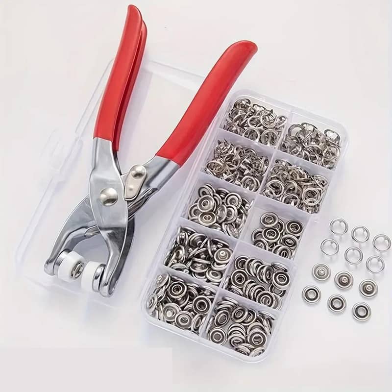 Tich/Snap button machine with 50 buttons 1