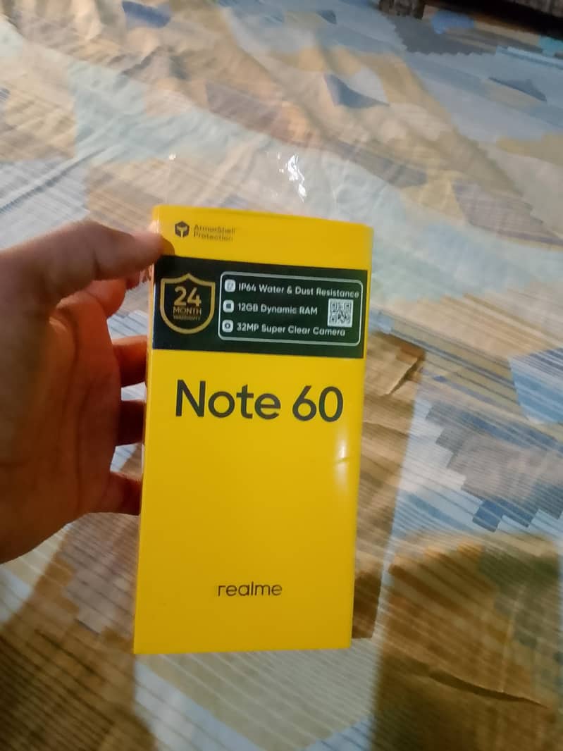Realme Note 60 4