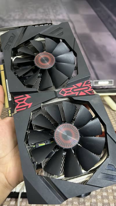 ASUS STRIX R9 380 DirectCU II OC 4 GB