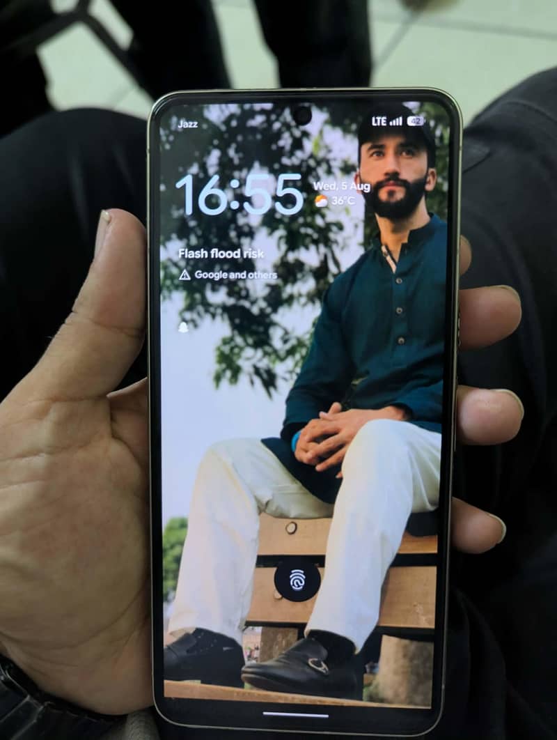Google Pixel 8 Pro 7
