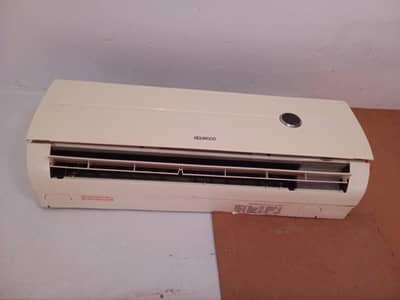 Kenwood ac 1 ton for sale