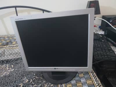 core i5 3rd gen with monitor and keyboard mouse