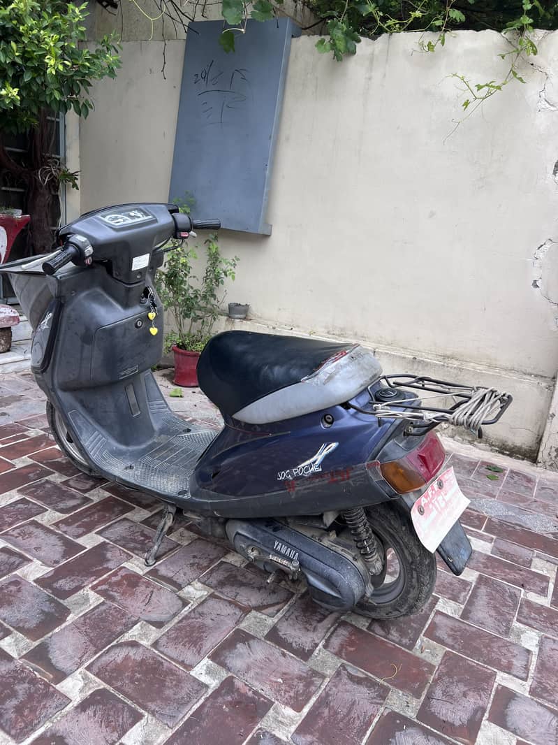 Scooty 0