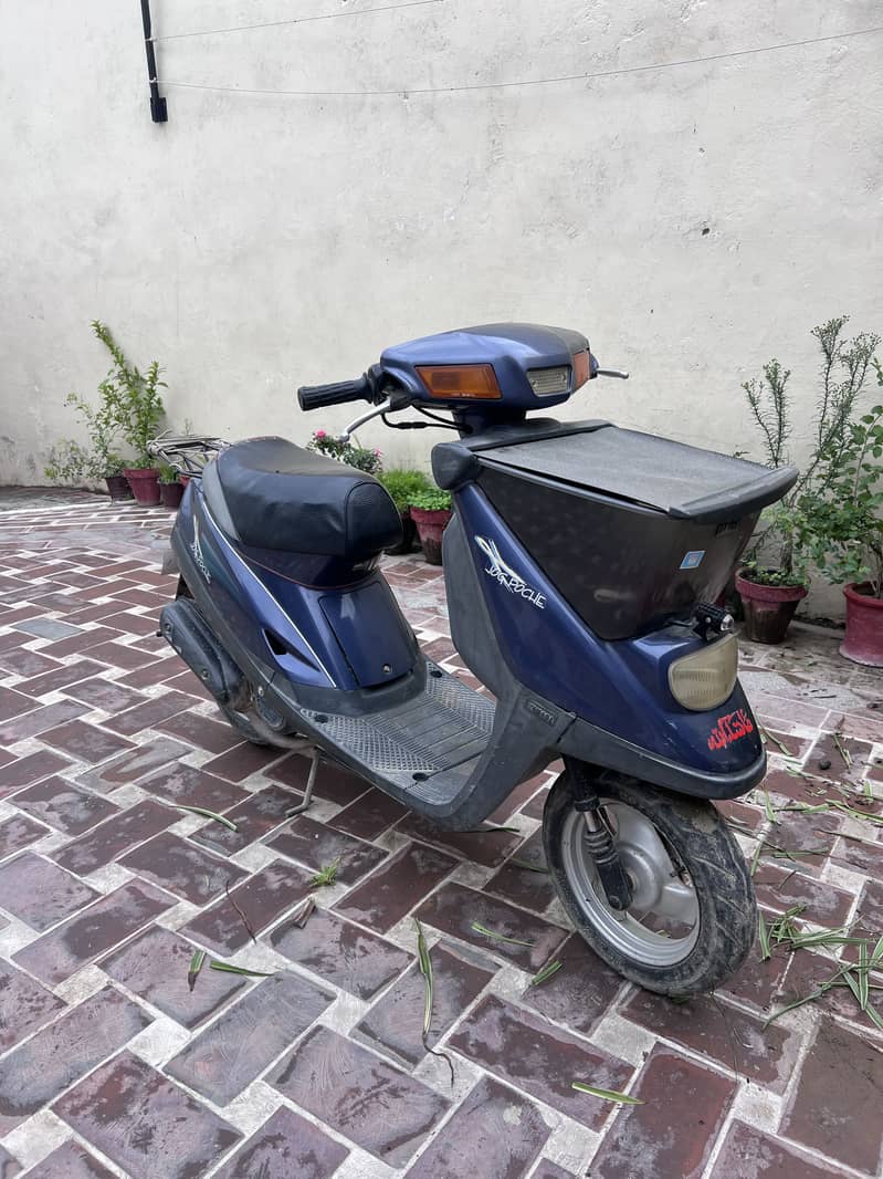 Scooty 1
