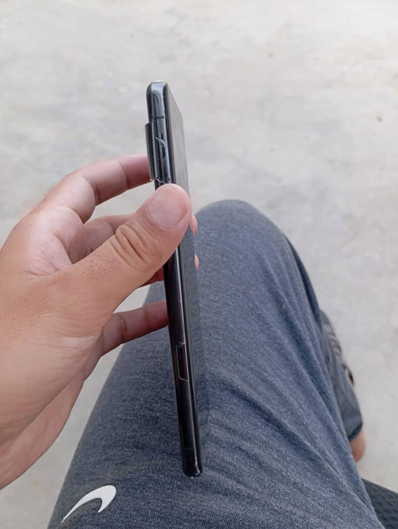 Google pixel 7pro 4
