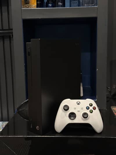 Xbox One X 1TB