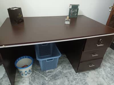 biggest strong table available for sale