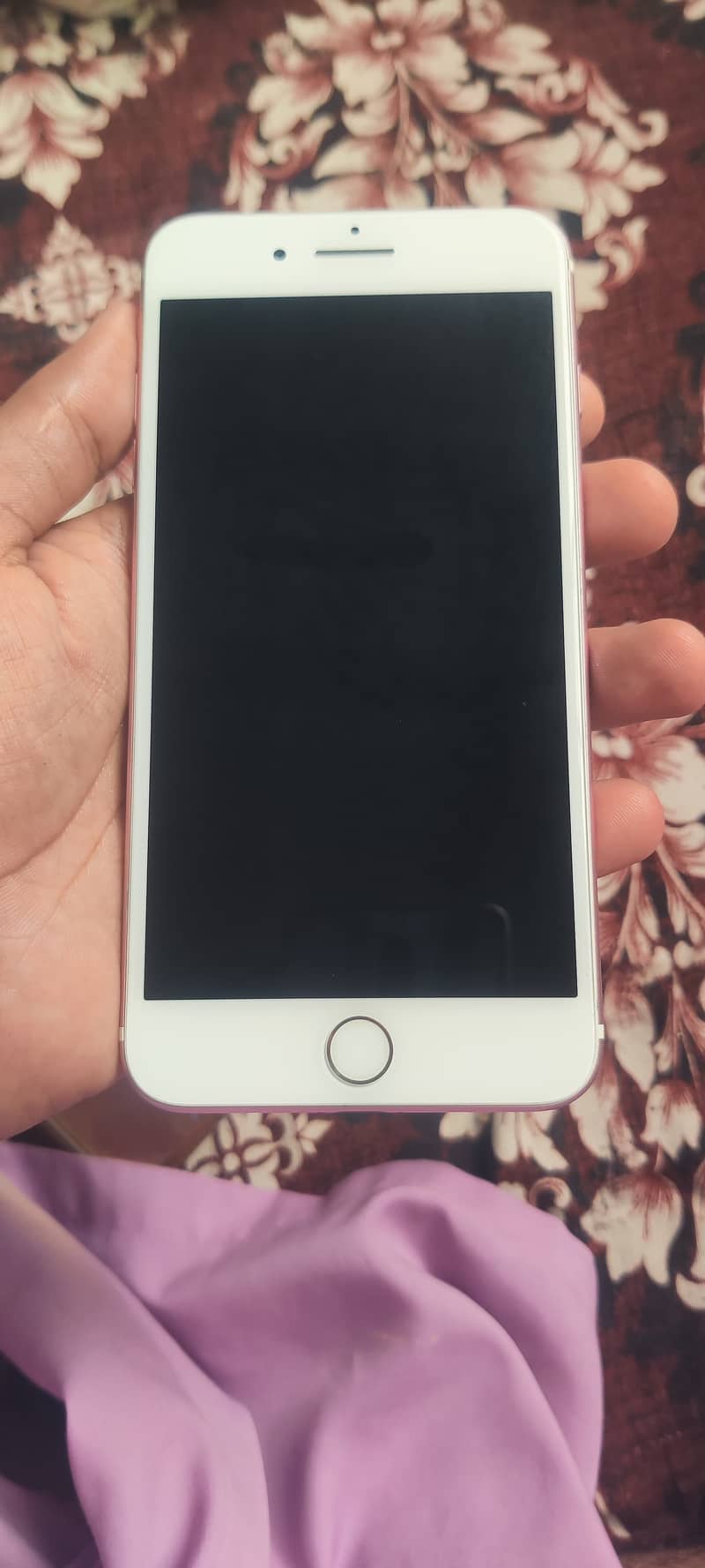 Apple iPhone 7 Plus 1