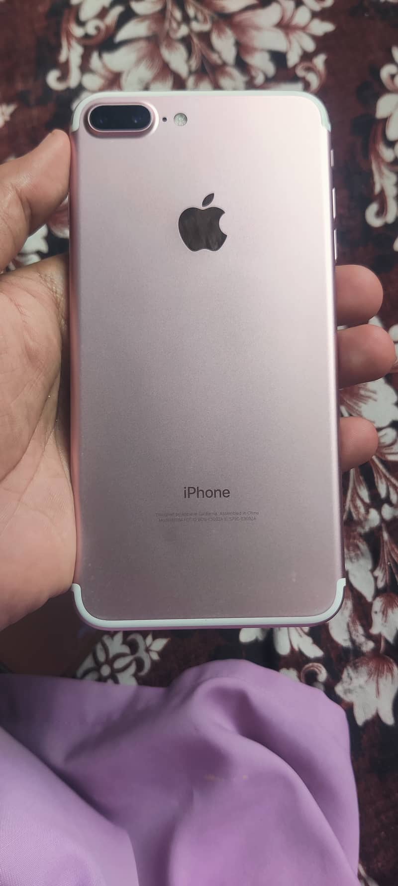 Apple iPhone 7 Plus 3