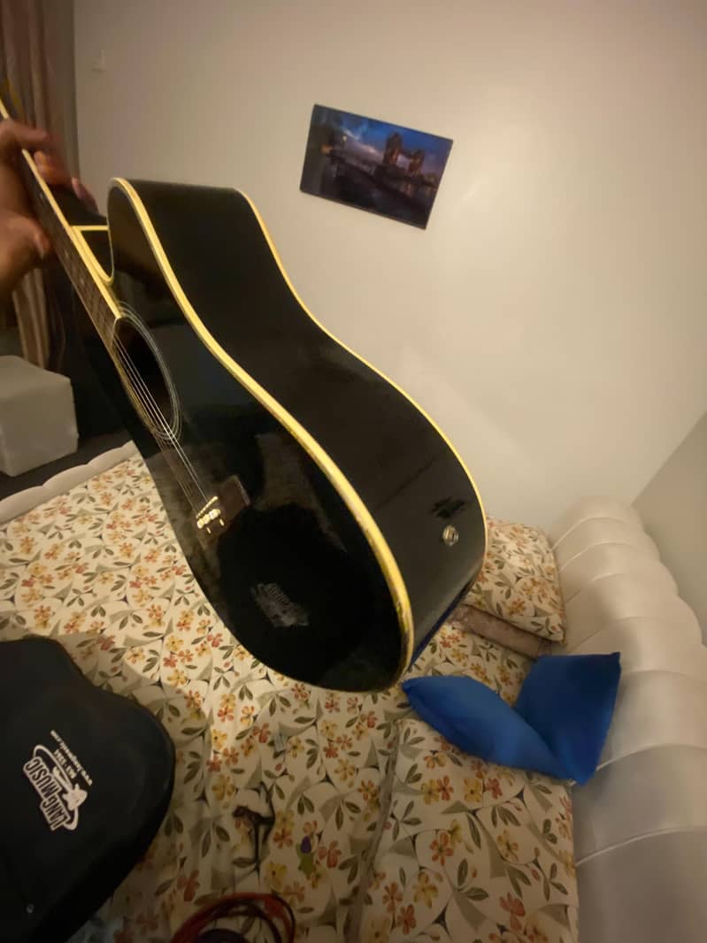 Guitar. 5