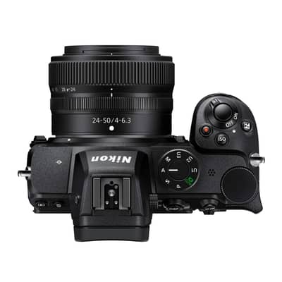 Nikon Z5 complete box with 24.50 kit lens