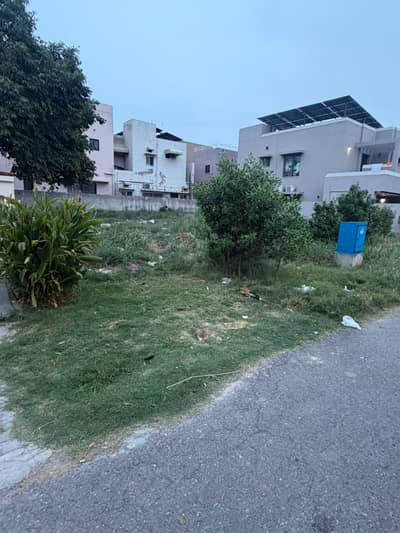 10.5 MARLA PLOT FOR SALE IN LOCTED DHA PHASE 8