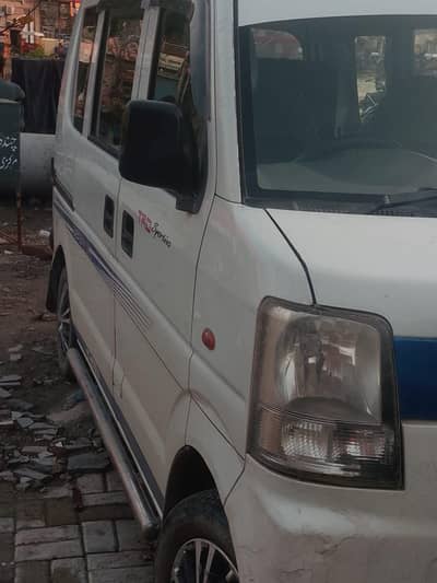Suzuki Every 2011